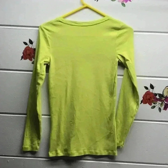 Women’s top size Small jcp - Picture 2 of 4